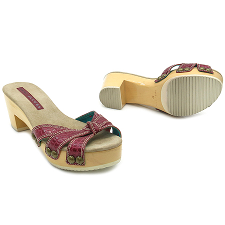 Marc_Jacobs ���彺�͵���� ũ��Ŀ�������� ������ ������ �� �̹���2 - ���̺��� �߰���ǰ