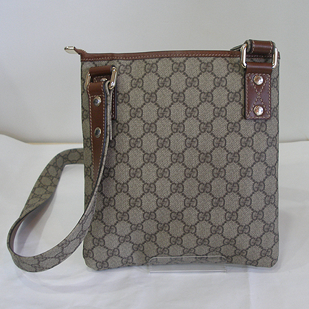 Gucci(����) 246413 GG �ΰ� �Ｑ��Ƽġ ��� PVC ũ�ν��� [�ϻ����] �̹���3 - ���̺��� �߰���ǰ