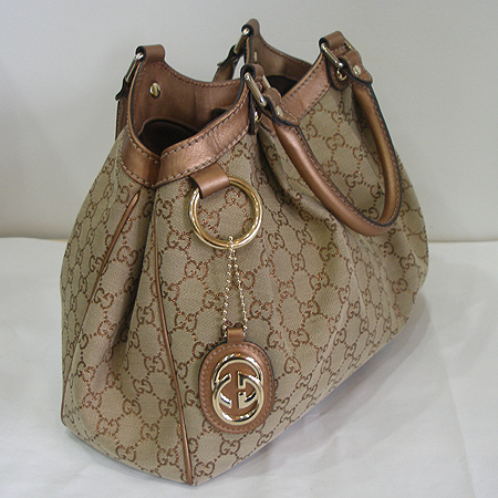 Gucci(����) 211944 GG �ΰ� �ڰ��� ��Ű ��Ʈ�� [�ϻ����] �̹���2 - ���̺��� �߰���ǰ