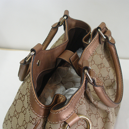 Gucci(����) 211944 GG �ΰ� �ڰ��� ��Ű ��Ʈ�� [�ϻ����] �̹���4 - ���̺��� �߰���ǰ