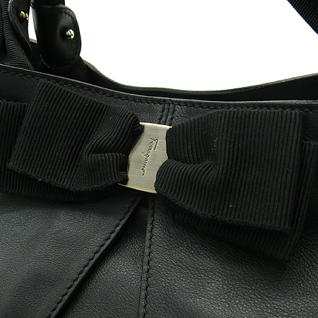 Ferragamo(��󰡸�) 21 B665 ���� �ٶ� ��� ���� ���� ����� [��������] �̹���4 - ���̺��� �߰���ǰ