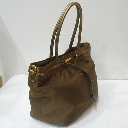 Prada(�����) BN1755 ���� �ΰ� ��� �ж�� �к긯 ���� ��Ƽġ ���� ����� [�ϻ����] �̹���2 - ���̺��� �߰���ǰ