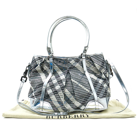 Burberry(������) ���μ� �ǹ� ��Ż�� ����� ��Ʈ�� + ��� ��Ʈ�� [��������] �̹���2 - ���̺��� �߰���ǰ