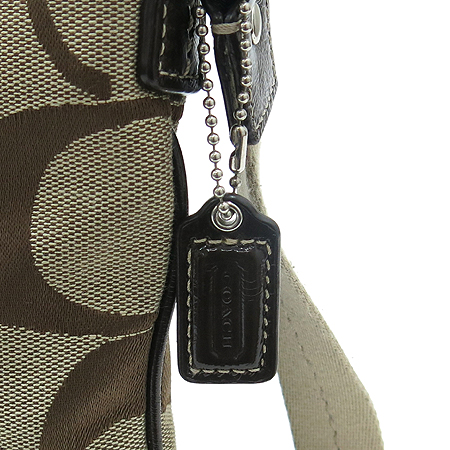 Coach(��ġ) �ɾ�Ʈ �ΰ� �ڰ��� ũ�ν��� �̹���3 - ���̺��� �߰���ǰ