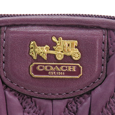 Coach(��ġ) ���� �ΰ� ��� ���� ���� �̴� �Ŀ�ġ �̹���2 - ���̺��� �߰���ǰ