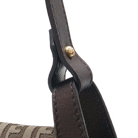 Fendi(���) 8BR429 FF�ΰ� �ڰ��� ���ʷ��̼� ����� �̹���4 - ���̺��� �߰���ǰ