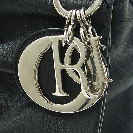 Dior(ũ����î���) M1200PAB ���� ���� ����� �̹���5 - ���̺��� �߰���ǰ