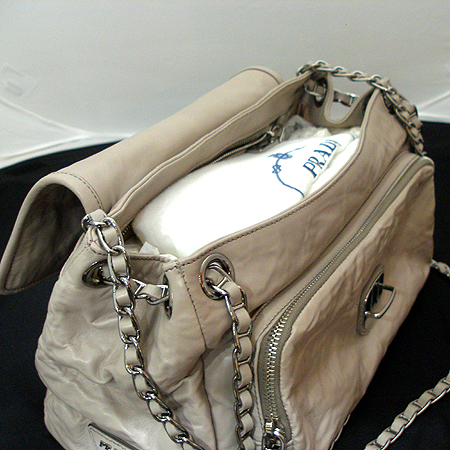 Prada(�����) BR4823 NAPPA ANTIQUE(���� ��ƽ) ��Ŭ ���� ���� �ΰ� ü�� ����� [�ϻ����] �̹���4 - ���̺��� �߰���ǰ