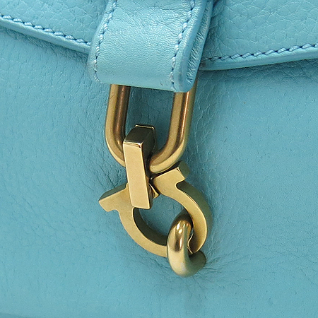 Ferragamo(��󰡸�) 21 5396 ���� ��ġ�� �ΰ� ��� ��ī�̺��� ���� ��Ʈ�� �̹���4 - ���̺��� �߰���ǰ