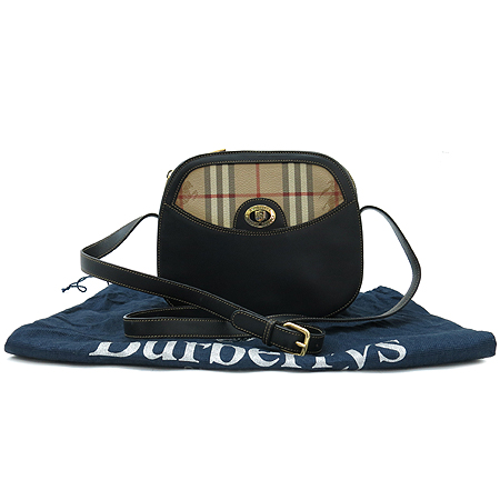 Burberry(������) ���� �ΰ� ��� Ŭ���� üũ ũ�ν��� �̹���2 - ���̺��� �߰���ǰ