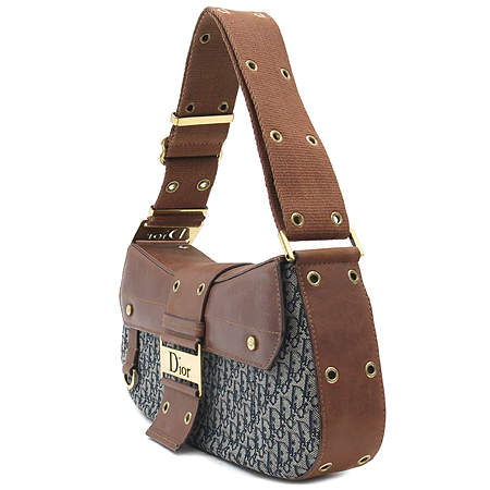 Dior(ũ����î���) ��÷ΰ� �ڰ��� ���� �ΰ� ��Ŭ ����� �̹���2 - ���̺��� �߰���ǰ
