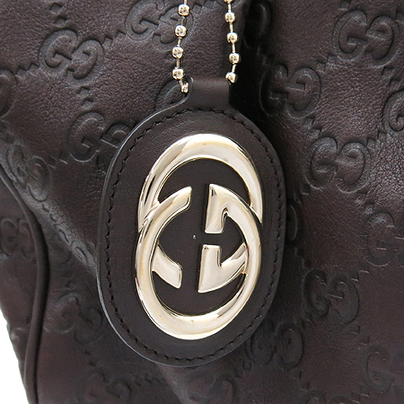 Gucci(����) 211944 GG�ΰ� �ø� ���� ��Ű ����� [��������] �̹���4 - ���̺��� �߰���ǰ