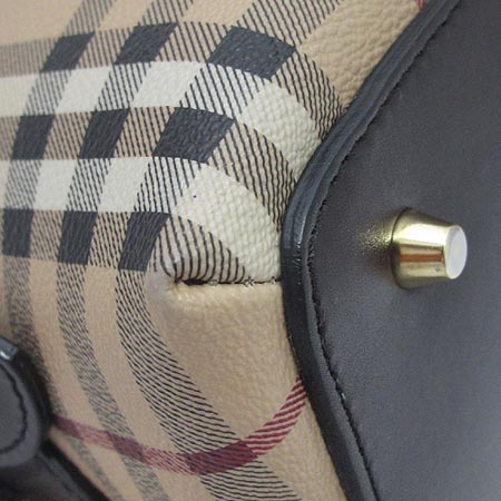 Burberry(������) 3201007 Ŭ���� üũ THORNLEY ��Ʈ�� [�д����] �̹���4 - ���̺��� �߰���ǰ