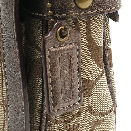 Coach(��ġ) �ñ״�ó ���� Ʈ���� ���� ��Ʈ ��� �̴� ũ�ν��� �̹���3 - ���̺��� �߰���ǰ