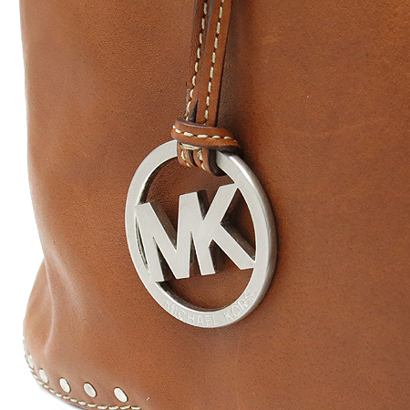 MICHAELKORS  (����Ŭ�ھ) ASTOR(������) ¡ ��� ���� L ������ ��ÿ ��Ʈ�� �̹���4 - ���̺��� �߰���ǰ