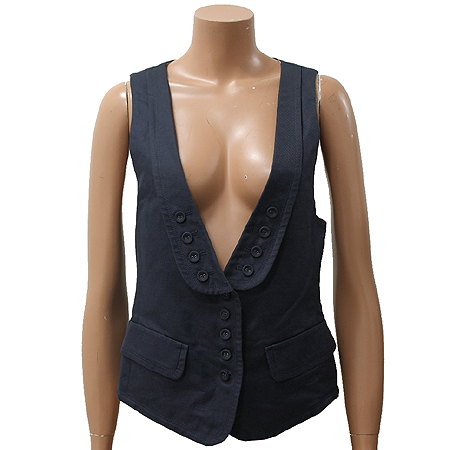 ����  ����