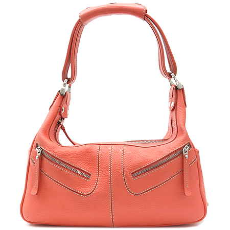 ����  �����