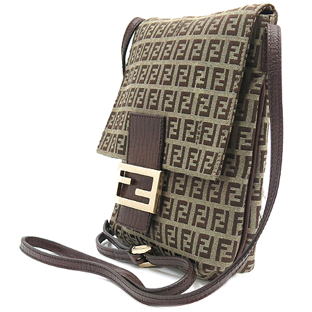 Fendi(���) 8BT075 FF �ΰ� ��ī �ڰ��� ũ�ν��� �̹���3 - ���̺��� �߰���ǰ