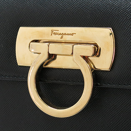 Ferragamo(��󰡸�) 21 2181 ���� ��ġ�� �ΰ� ��� �簢 ��Ʈ��+�����Ʈ�� �̹���4 - ���̺��� �߰���ǰ