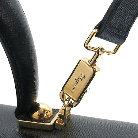 Ferragamo(��󰡸�) 21 2181 ���� ��ġ�� �ΰ� ��� �簢 ��Ʈ��+�����Ʈ�� �̹���5 - ���̺��� �߰���ǰ