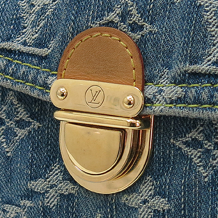 Louis Vuitton(���̺���) M95050 ���� �̴� ����Ƽ ����� [�б�������] �̹���4 - ���̺��� �߰���ǰ