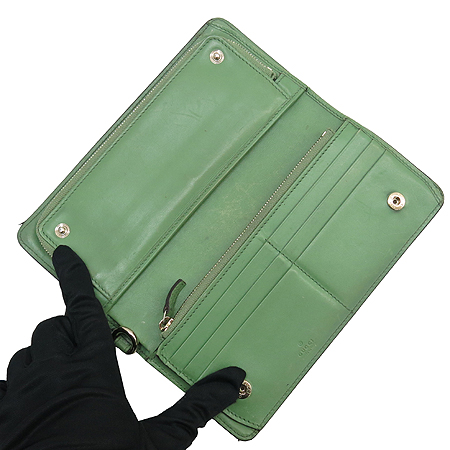 Gucci(����) Gucci(����) 256930 GG�ΰ� PVC ���ͷ�ŷ G ������ ������ �̹���3 - ���̺��� �߰���ǰ