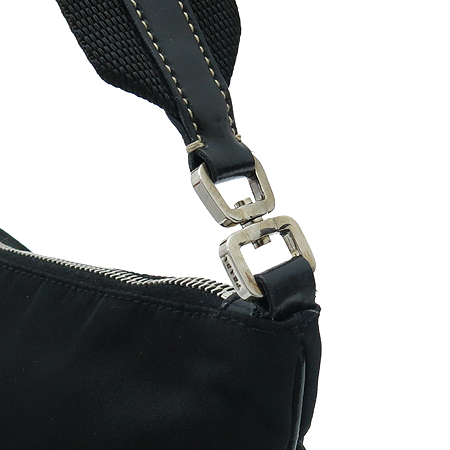 Prada(�����) �ﰢ���ΰ� �к긯 ������ ����� �̹���4 - ���̺��� �߰���ǰ
