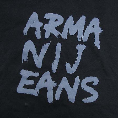 Armani JEANS(�Ƹ����� ����) Ƽ���� �̹���3 - ���̺��� �߰���ǰ