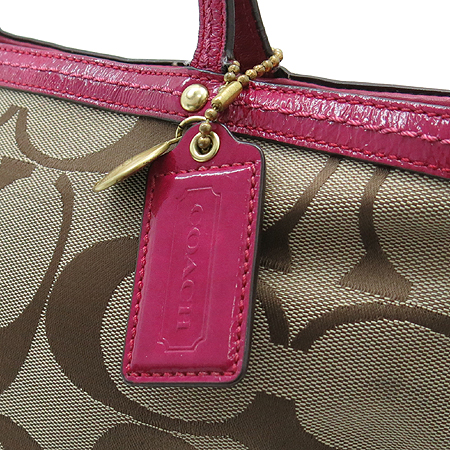 Coach(��ġ) 12429 �ñ׳��� �ڰ��� ��ũ Ʈ���� �ٰ� ����� �̹���3 - ���̺��� �߰���ǰ