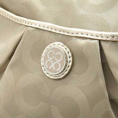 Coach(��ġ) 45382 �ñ׳��� �к긯 �Ŀ�ġ �� ����� �̹���5 - ���̺��� �߰���ǰ