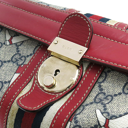 Gucci(����) 146002 GG�ΰ� PVC �簢 ��Ʈ�� �̹���4 - ���̺��� �߰���ǰ