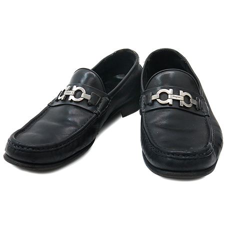 Ferragamo(󰡸)  ġ    