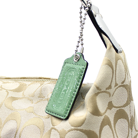 Coach(��ġ) 17428 �ñ׳�ó �ڰ��� ���̴�Ʈ ��ġ ����� �̹���4 - ���̺��� �߰���ǰ