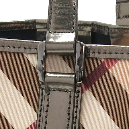 Burberry(������) �� ���üũ PVC ���� ����� + ���� �Ŀ�ġ [��������] �̹���3 - ���̺��� �߰���ǰ