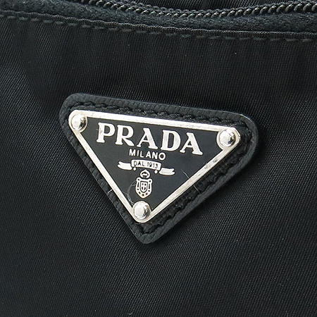 Prada(�����) ���� �к긯 �ﰢ �ΰ� ��� ¤�� ũ�ν��� �̹���3 - ���̺��� �߰���ǰ