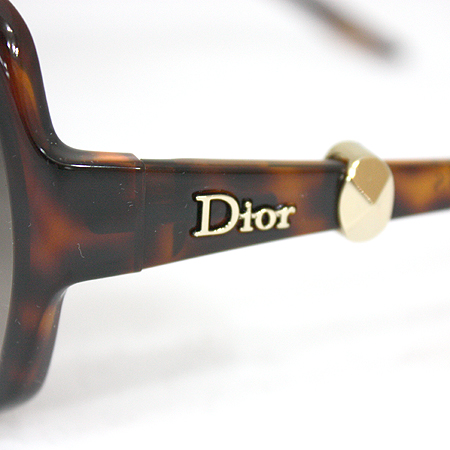Dior(ũ����î���) MYSTERY �����ĵ� ���� ����ΰ� ���۶� [��������] �̹���4 - ���̺��� �߰���ǰ