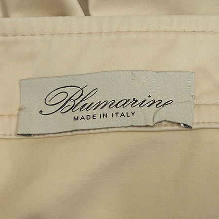 Blumarine(���縶��) ��ĿƮ �̹���4 - ���̺��� �߰���ǰ
