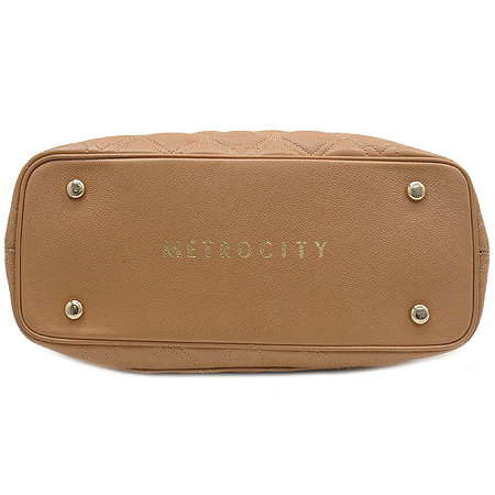 Metrocity(��Ʈ�ν�Ƽ) ���� �ΰ� ��� ���� ü�� ����� �̹���6 - ���̺��� �߰���ǰ