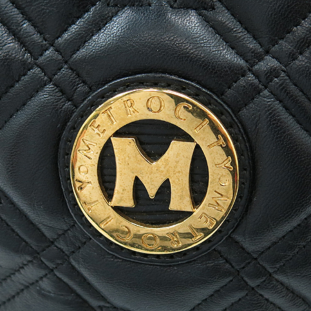 Metrocity(��Ʈ�ν�Ƽ) ���� �ΰ� ��� ���ָӴ� ��Ʈ �� ũ�ν��� �̹���4 - ���̺��� �߰���ǰ