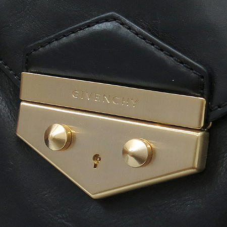 GIVENCHY(�����) 11L5504580 ���� ���� ��ÿ L ������ ����ΰ� ��Ʈ�� �̹���4 - ���̺��� �߰���ǰ
