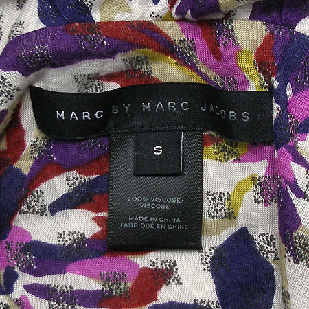 Marc by Marc Jacobs(��ũ���̸�ũ�����߽�) ���ÿ��ǽ� �̹���4 - ���̺��� �߰���ǰ