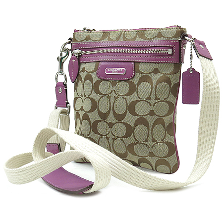 Coach(��ġ) 42190 �ñ׳�ó �ڰ��� ũ�ν��� �̹���2 - ���̺��� �߰���ǰ