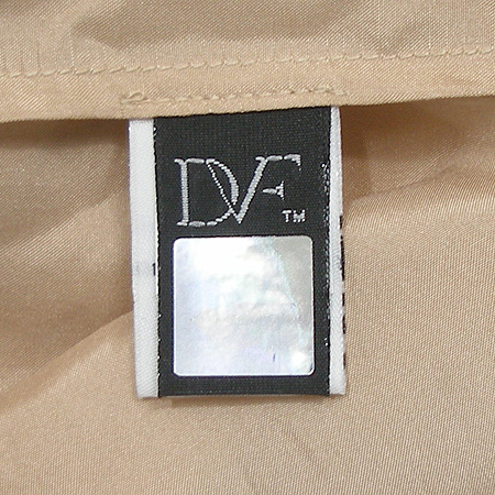 DIANE von FURSRENBERG(���̾� �� �۽��ٹ���)  ��ũ ���� ���ǽ� �̹���4 - ���̺��� �߰���ǰ
