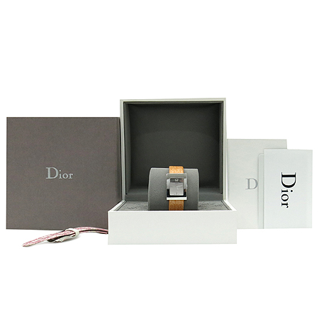 Dior(ũ����î���) D78-109 ���� �簢 ������ ���� �ð� �̹���2 - ���̺��� �߰���ǰ