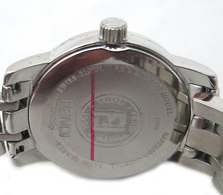 Fendi(���) 2100L ���� ��ƿ ������ �ð� [�д����] �̹���5 - ���̺��� �߰���ǰ