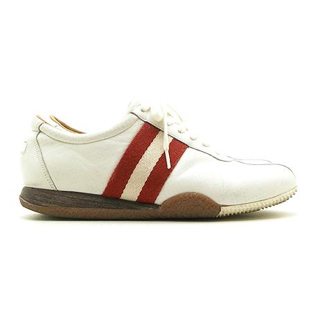 Bally(�߸�) ��� ���� ������ ����Ŀ�� �̹���4 - ���̺��� �߰���ǰ
