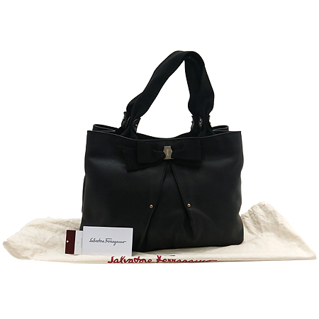 Ferragamo(��󰡸�) 21 B665 ���� �ٶ� ��� ���� ���� ����� �̹���2 - ���̺��� �߰���ǰ