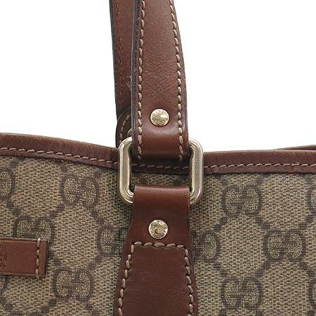 Gucci(����) 189896 GG�ΰ� PVC ����� Ʈ���� �ٰ� ��Ʈ�� �̹���3 - ���̺��� �߰���ǰ