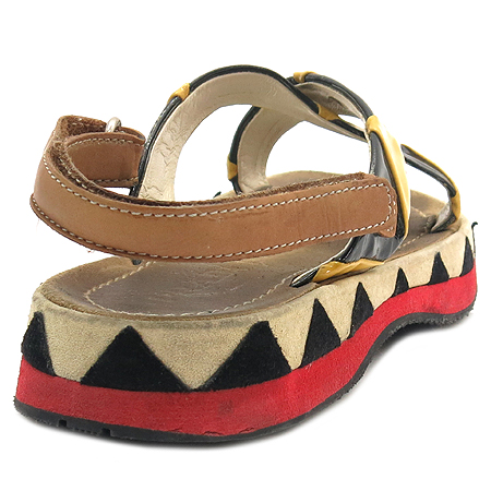 Prada(�����) ���� �̹���4 - ���̺��� �߰���ǰ