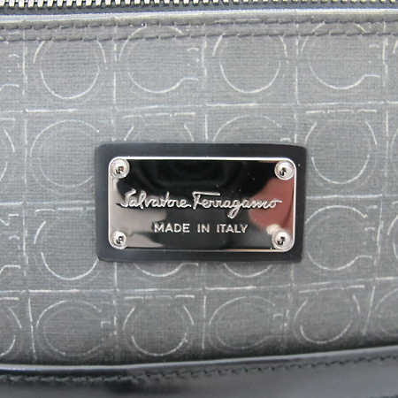 Ferragamo(��󰡸�) 24 8123 ���� �׷��� PVC GRIGIO ũ�ν��� [��õ ������] �̹���5 - ���̺��� �߰���ǰ